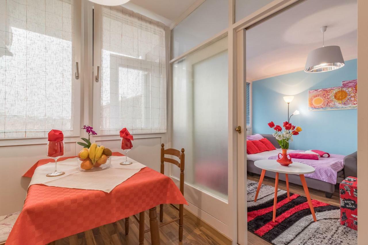 Cosy Apartment Zupanic プーラ エクステリア 写真